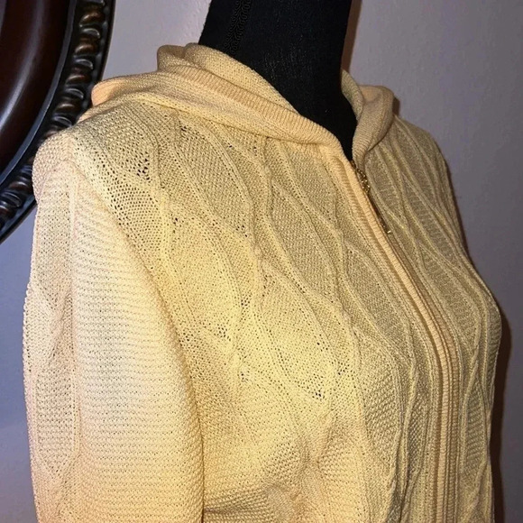 St. John by Marie Gray Women’s Buttery Yellow Hooded Cardigan Sweater Jumper M - Picture 13 of 16
